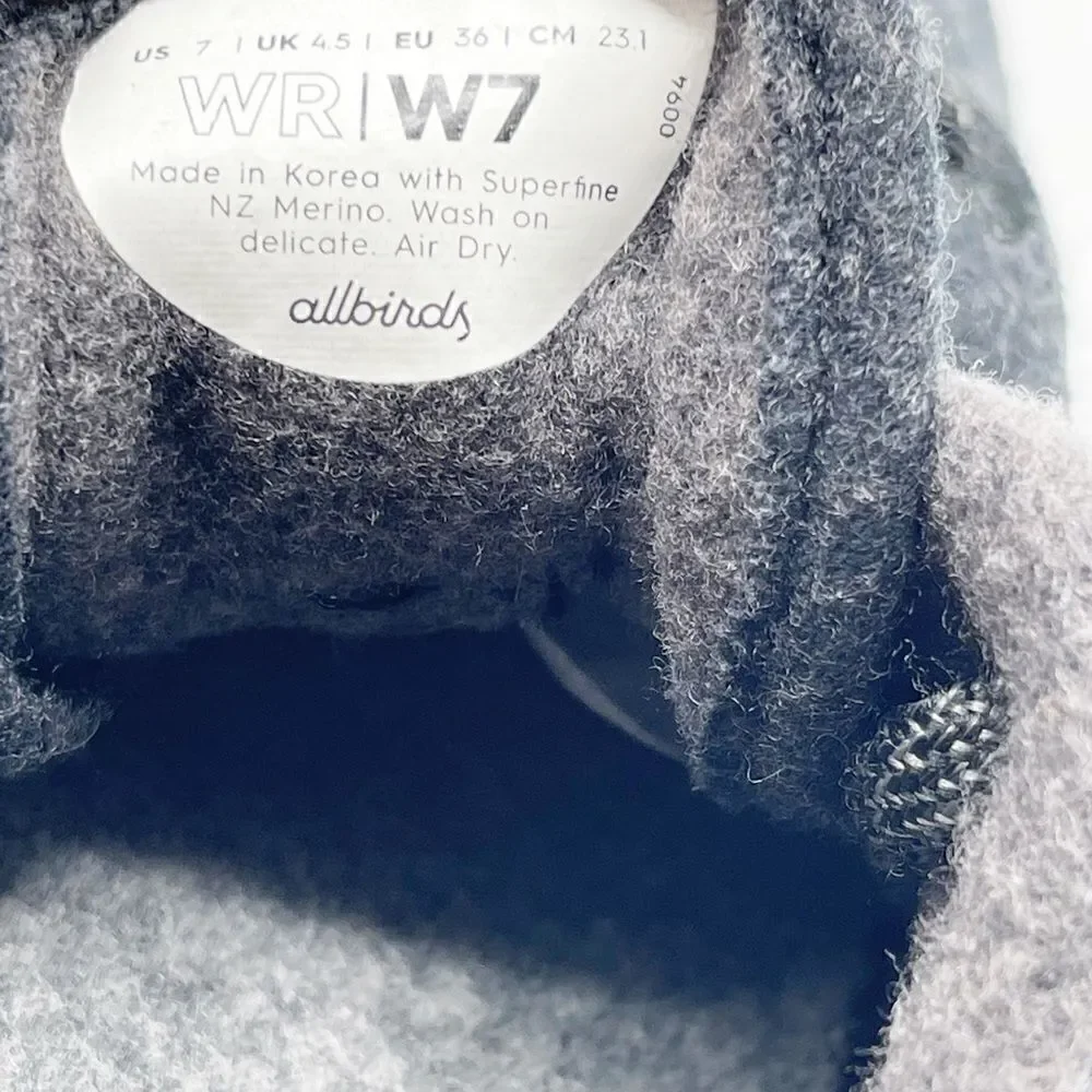 allbirds Woolrunners - size w7